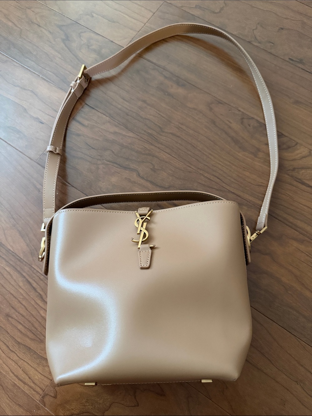 Saint Laurent Beige Leather Shoulder Bucket Bag with Gold YSL